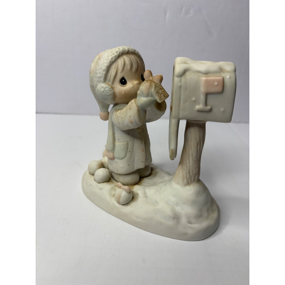 Precious Moments Im‎ Sending You A White Christmas 1984 Girl Mailbox E-2829
